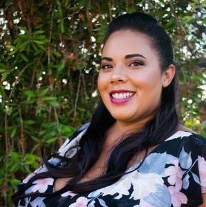 Meet your Posher, Noelle